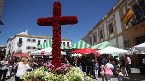 Cruz de mayo en la plaza de la Trinidad de Córdoba