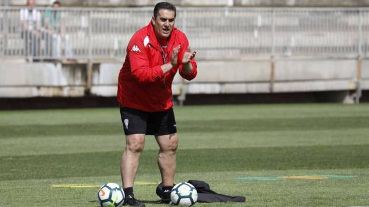 Entrenamiento dirigido por José Ramón Sandoval durante esta semana en la Ciudad Deportiva