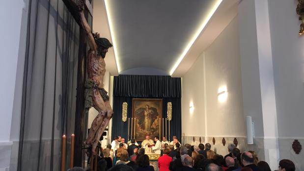 El Cristo de la Fundación ya preside el Oratorio de la Purísima en Cabra