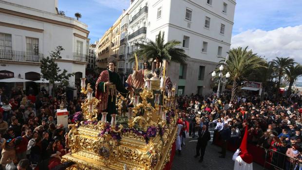 La venta de sillas en Semana Santa se incrementó en un 12%