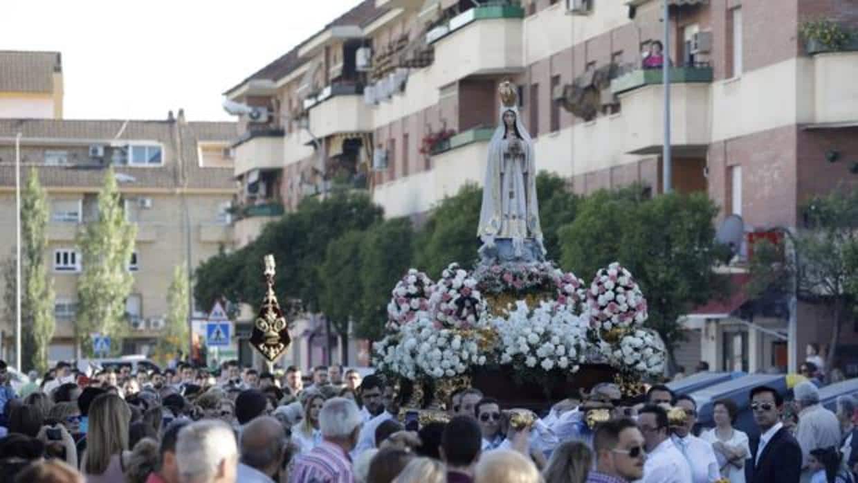 Virgen de Fátima, en su barrio