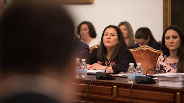 Caso Bomberos | Lo que el PSOE niega y lo que dice el auto del juez de Córdoba