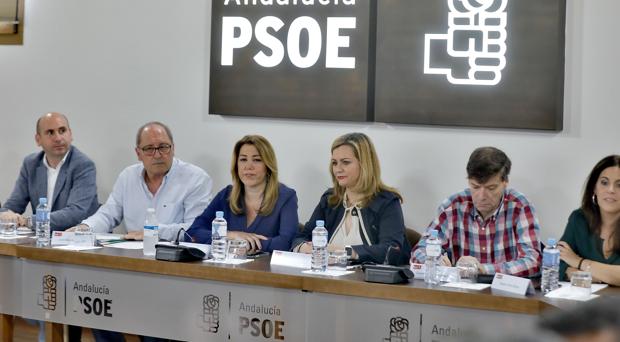 Susana Díaz: «Confío en que Pedro Sánchez va a actuar pensando en el interés de los españoles»
