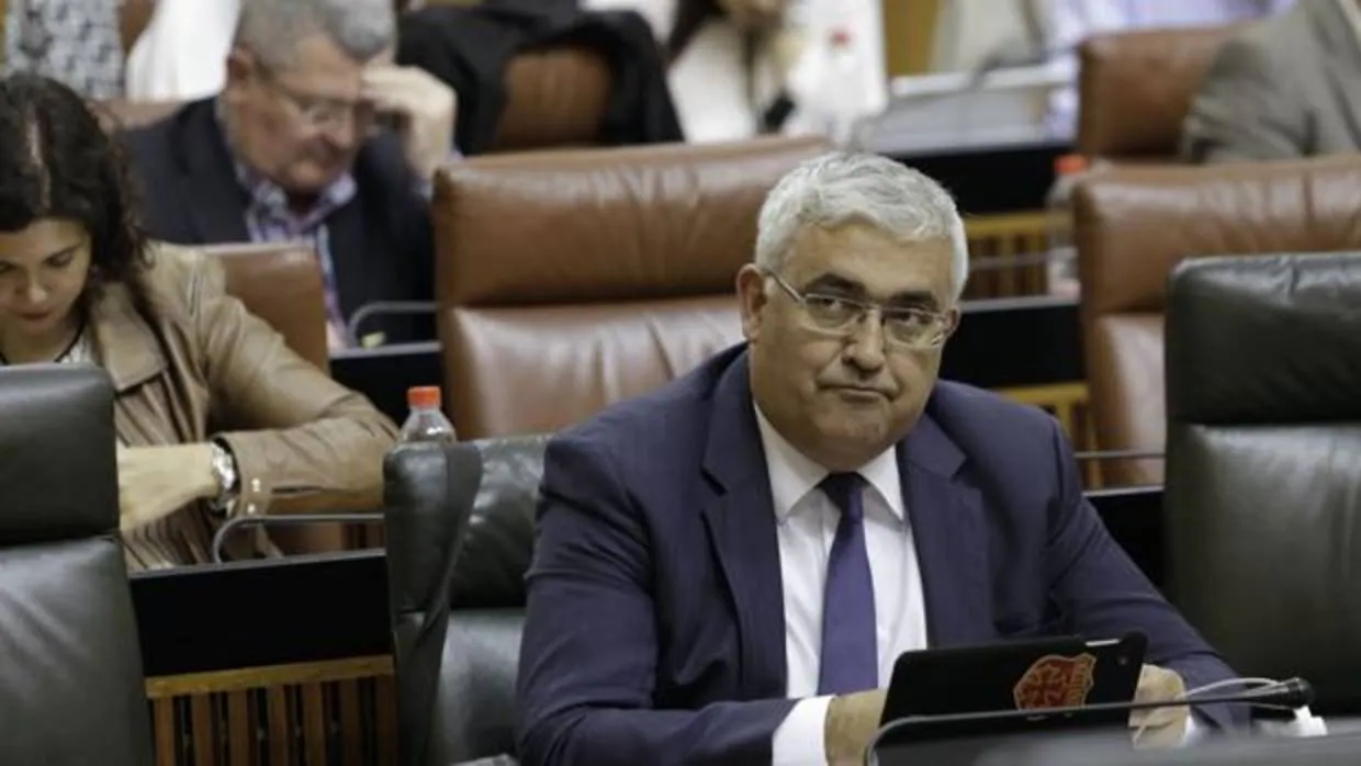 Ramírez de Arellano en su escaño en el Parlamento de Andalucía