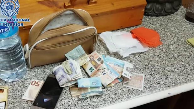 A prisión una mujer de 67 años por vender cocaína y heroína en su domicilio de La Línea de la Concepción