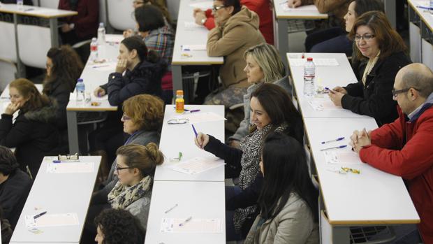 Más de 21.500 personas se examinan para 1.481 plazas fijas de enfermería SAS