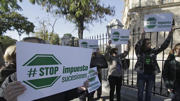 Indignación por el «robo» del impuesto de sucesiones a un empresario andaluz en la NASA