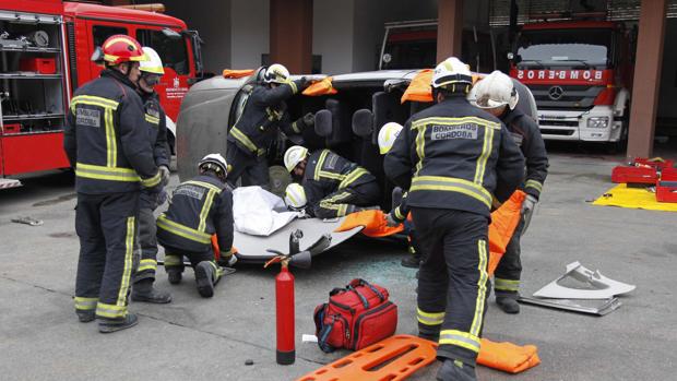 Los bomberos de Córdoba reservan suelo para su nuevo parque al otro lado de la Ronda de Poniente