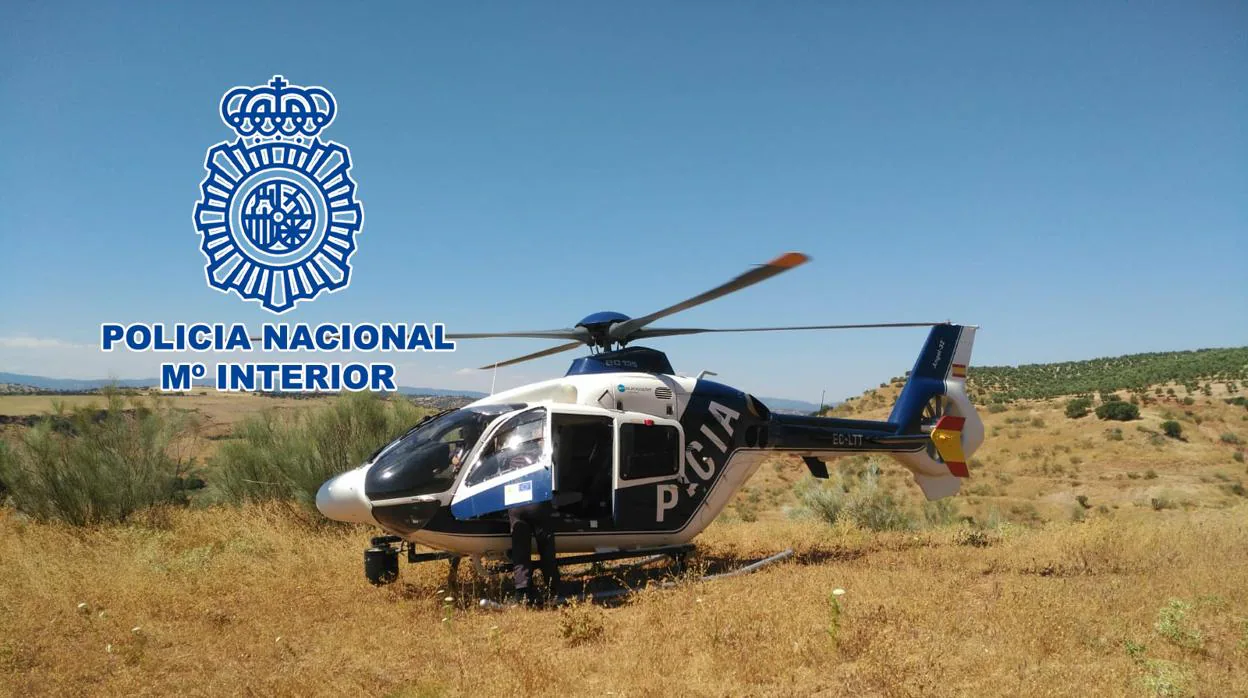 Helicóptero de la Policía Nacional utilizado durante la búsqueda