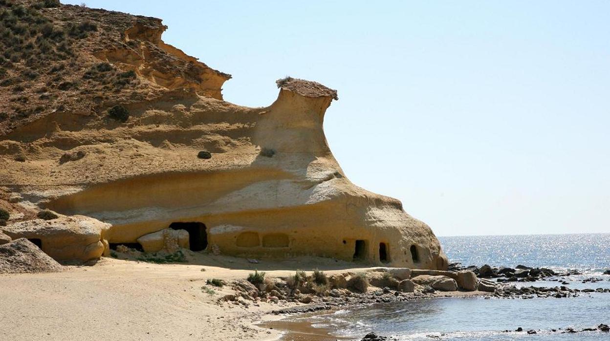 Playa de Los Cocedores, ubicada entre Pulpí (Almería) y Águilas (Murcia)