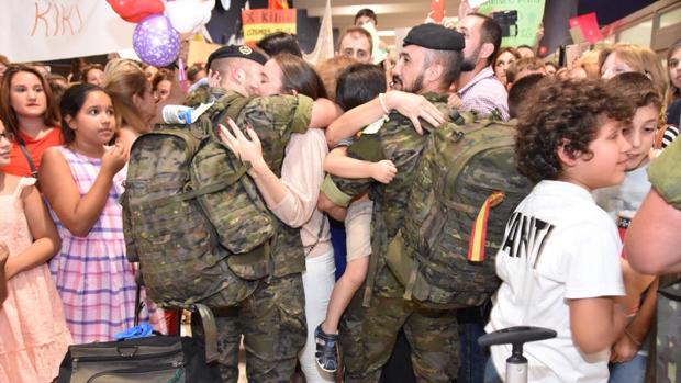 Los primeros soldados de la Brigada de Cerro Muriano regresan de Letonia