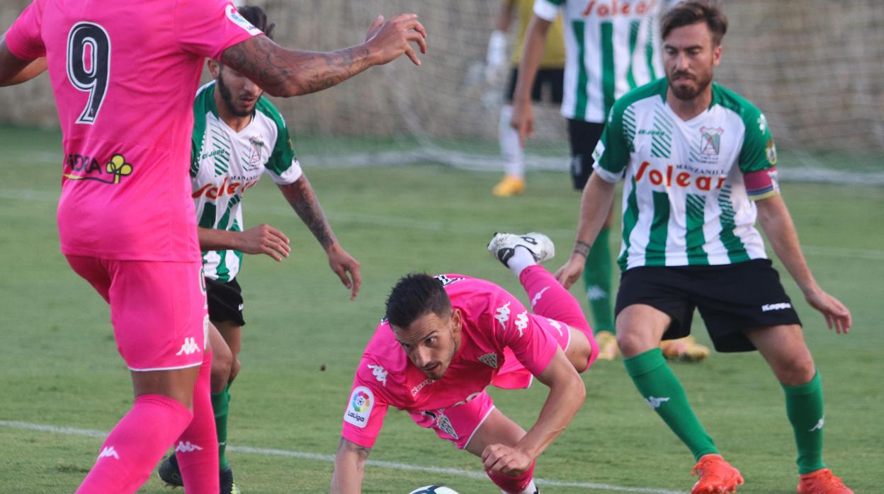 Fernández, en el partido del año pasado ante el Sanluqueño