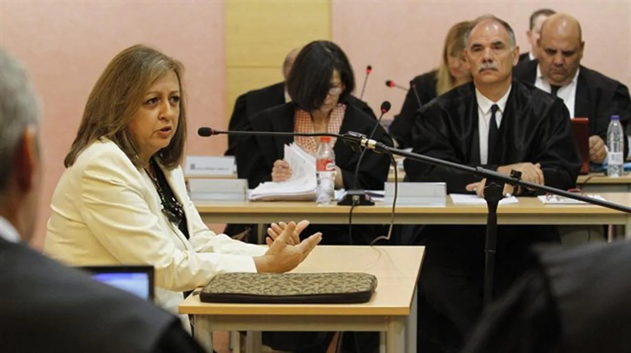 La exdirectora Mar Villafranca, hoy investigada por corrupción, denunció el caso Alhambra.