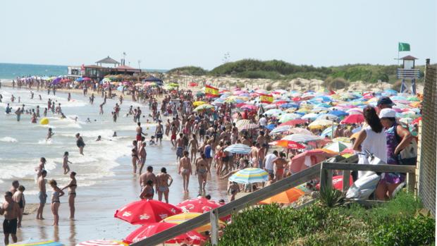 Un nuevo depósito pone fin a los cortes de agua en verano en Costa Ballena, Sanlúcar y Chipiona