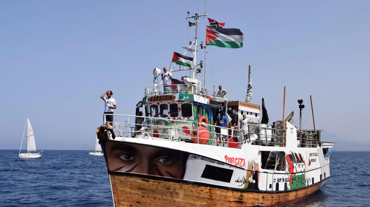 Uno de los veleros de la Flotilla de la Libertad que piden el fin del bloque marítimo a la Franja de Gaza