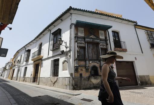 Casa señorial de la calle Lineros