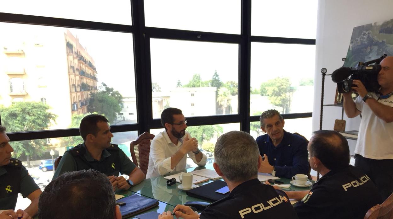 Imagen de la Mesa Técnica de Seguridad celebrada este martes en La Línea de la Concepción.