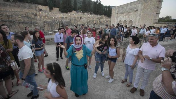 La visitas nocturnas a Medina Azahara de Córdoba adelantan su inicio a partir del próximo viernes