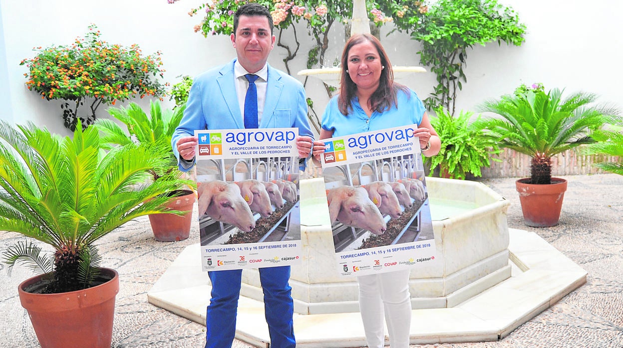 Francisco Carlos del Castillo y Ana Carrillo, en la presentación de Agrovap