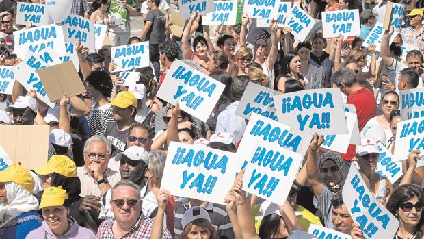 Los regantes del Condado de Huelva vuelven a las protestas para reclamar agua