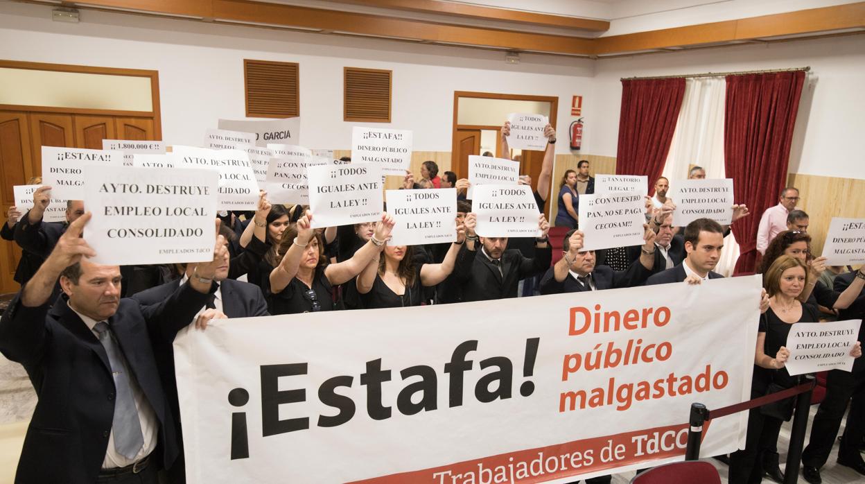 Protesta del personal de Tanatorios de Córdoba