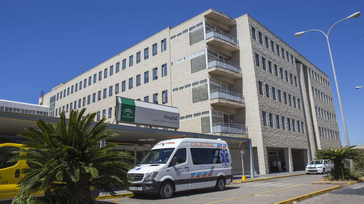 El Hospital Juan Ramón Jimenez de Huelva, antes de la reforma interior de este verano