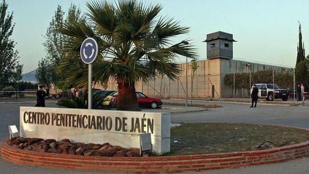 Cáritas presta ayuda a 138 reclusos de la cárcel de Jaén