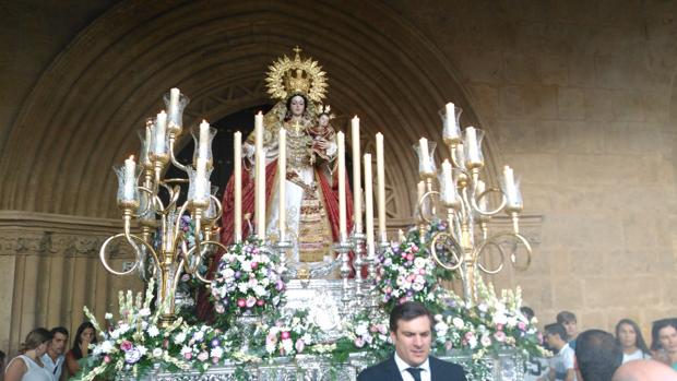 La Virgen de la Victoria cierra un fin de semana de intenso sabor cofrade en San Lorenzo