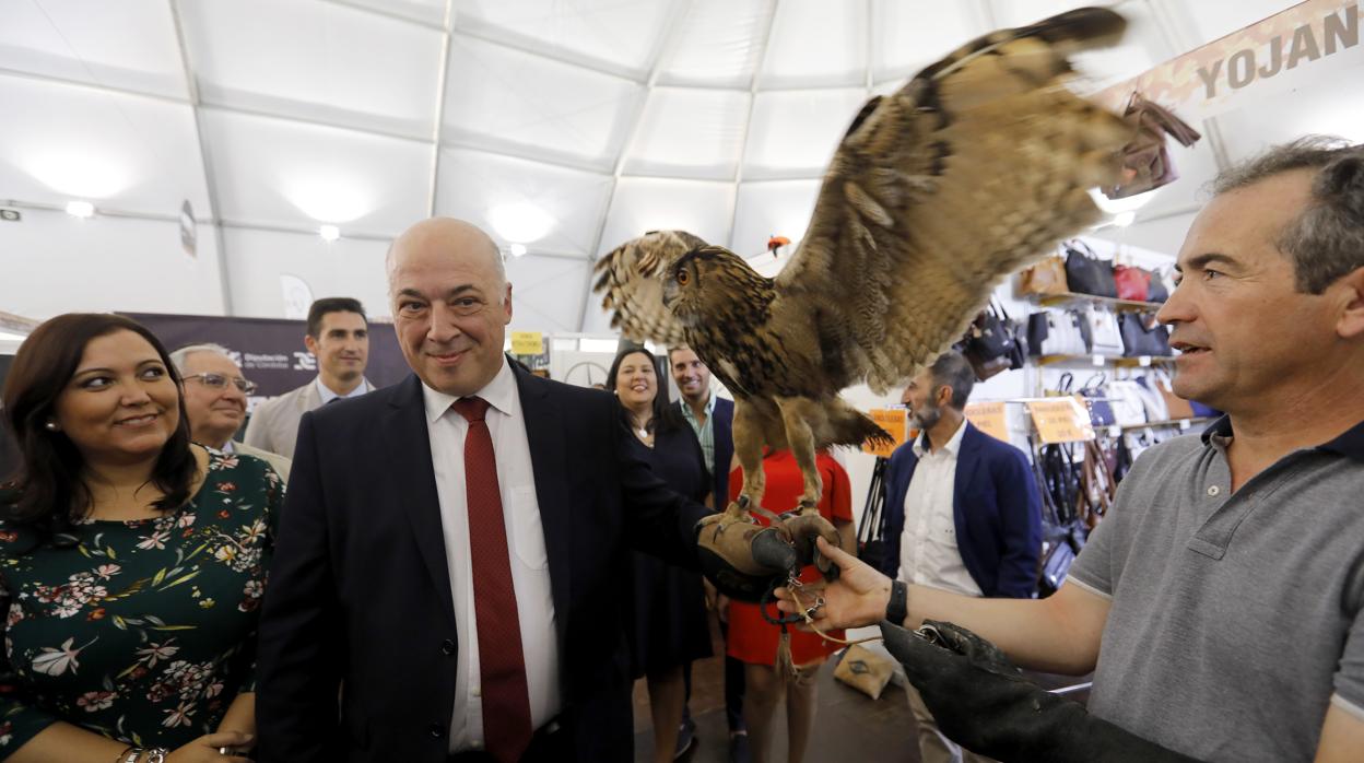 El presidente de la Diputación, Antonio Ruiz, en la inauguración de Intercaza