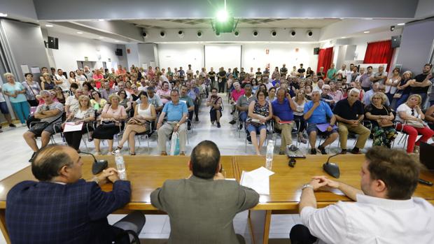 Facua denuncia que la Junta de Andalucía no ha paralizado las cuotas financiadas de iDental