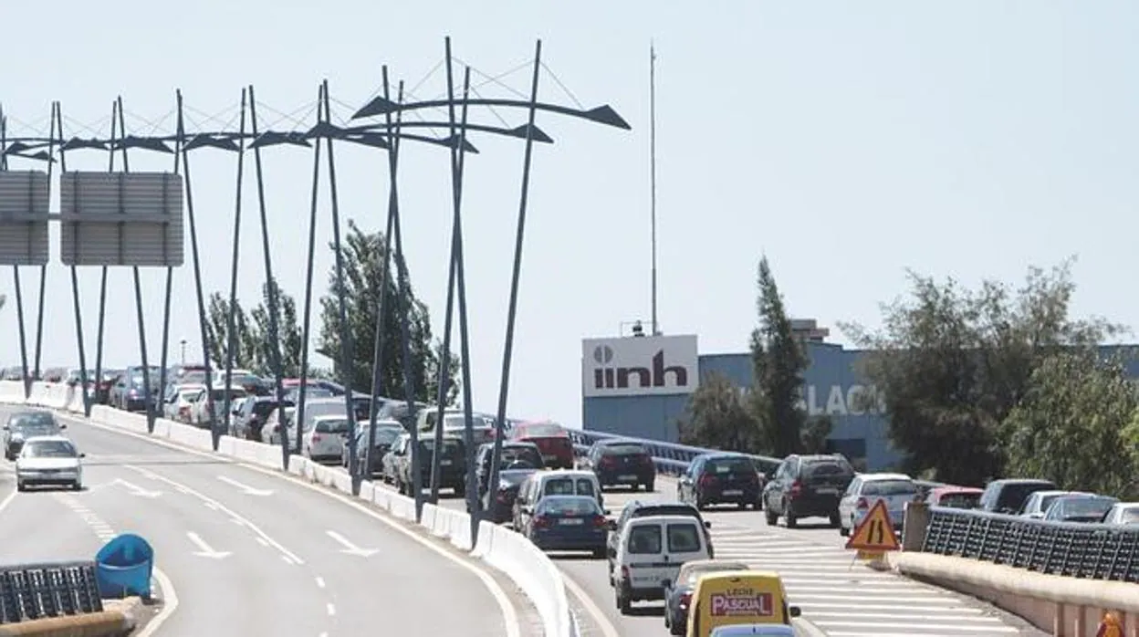 Vista del puente sobre el Odiel en Huelva