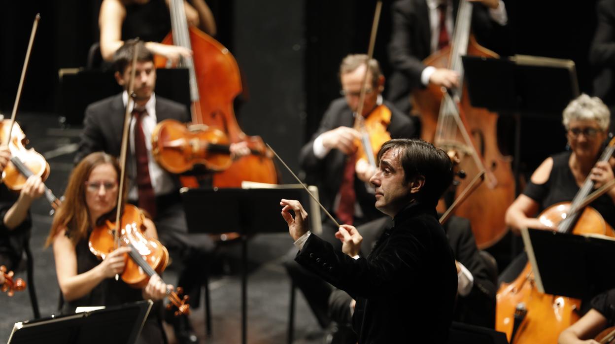 Carlos Domínguez Nieto, en su primer concierto con la Orquesta de Córdobaa en Córdoba