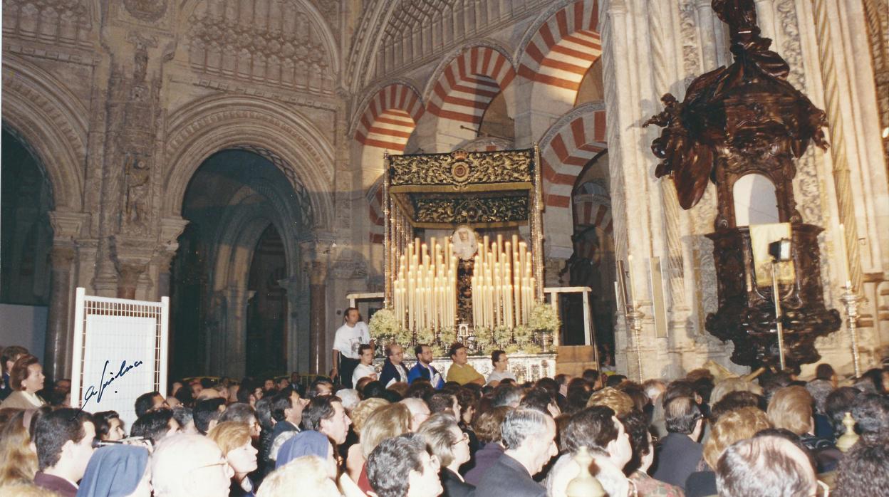 Coronación de la Virgen del Rosario en la Catedral