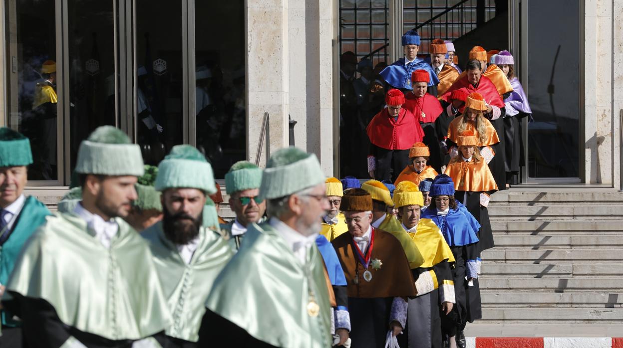 Los nuevos doctores, en el acto de inauguración del nuevo curso, en Rabanales