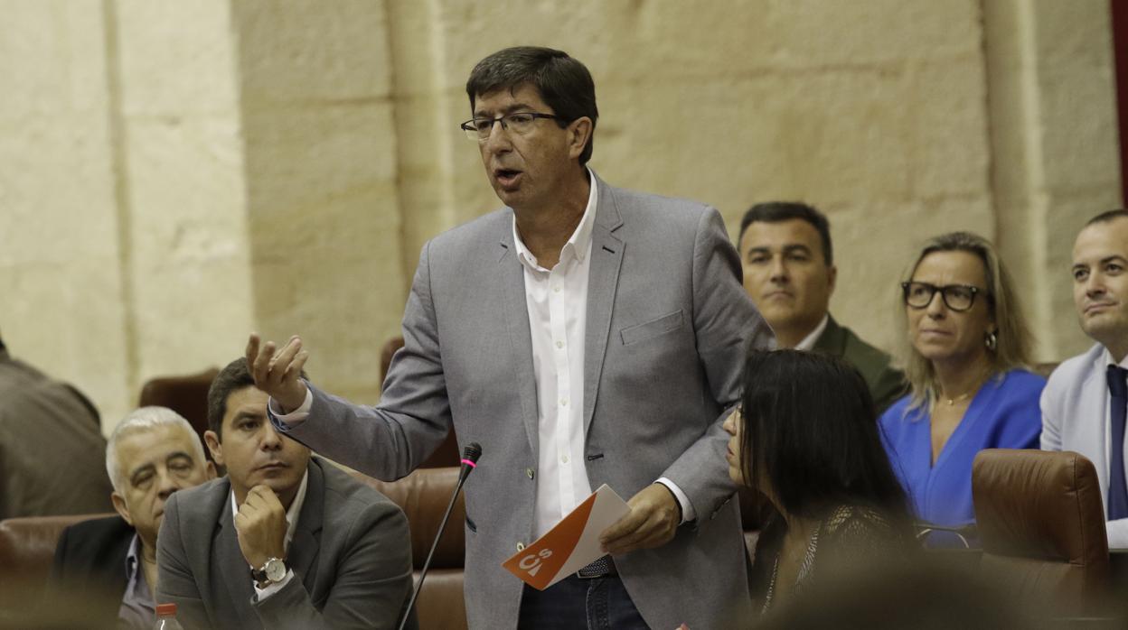 El líder andaluz de Ciudadanos, Juan Marín, durante una comparecencia en el Parlamento