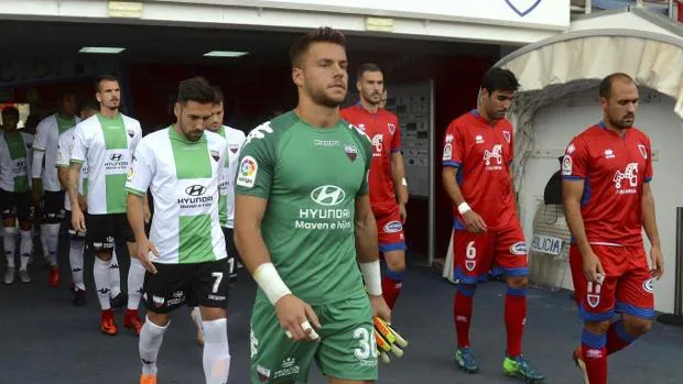 Las mejores paradas de la octava jornada en Segunda División (vídeo)