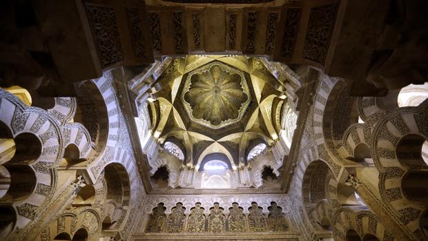 El mihrab de la Mezquita-Catedral de Córdoba se creó con elementos visigodos, bizantinos y mesopotámicos