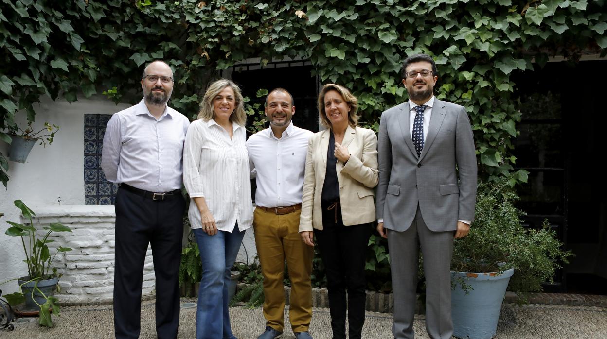 Rafael Carrillo, Isabel Rosales, Kisko García, Mercedes Cabrera y Francisco J. Poyato, miembros del jurado