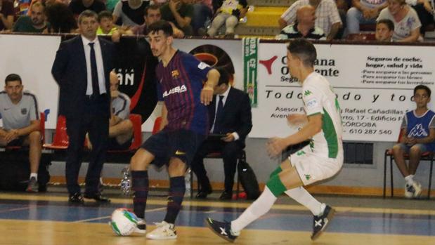 Locura en Vista Alegre con la reacción del Córdoba CF Futsal ante el Barcelona B (4-4)