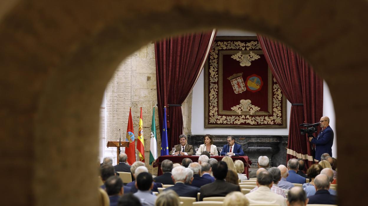 Celebración ayer del 150 aniversario de esta asociación que se recuerda más por las tabernas