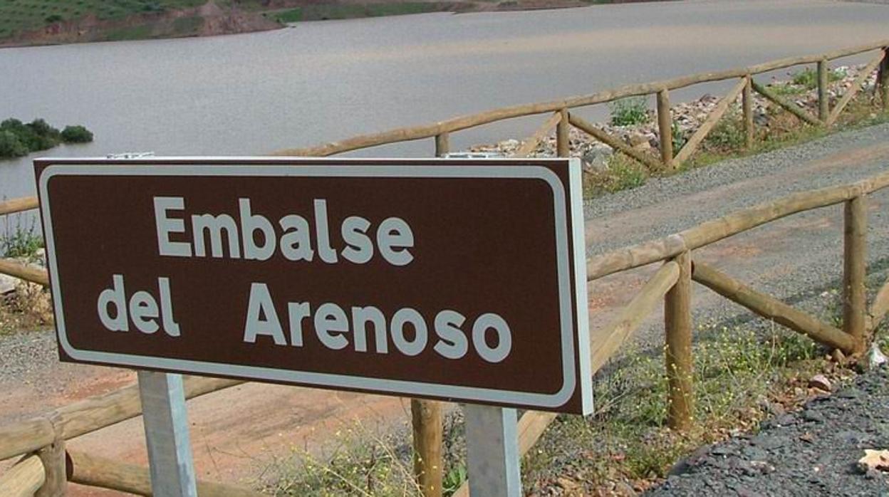 Embalse del Arenoso donde ha aparecido el cuerpo de la mujer