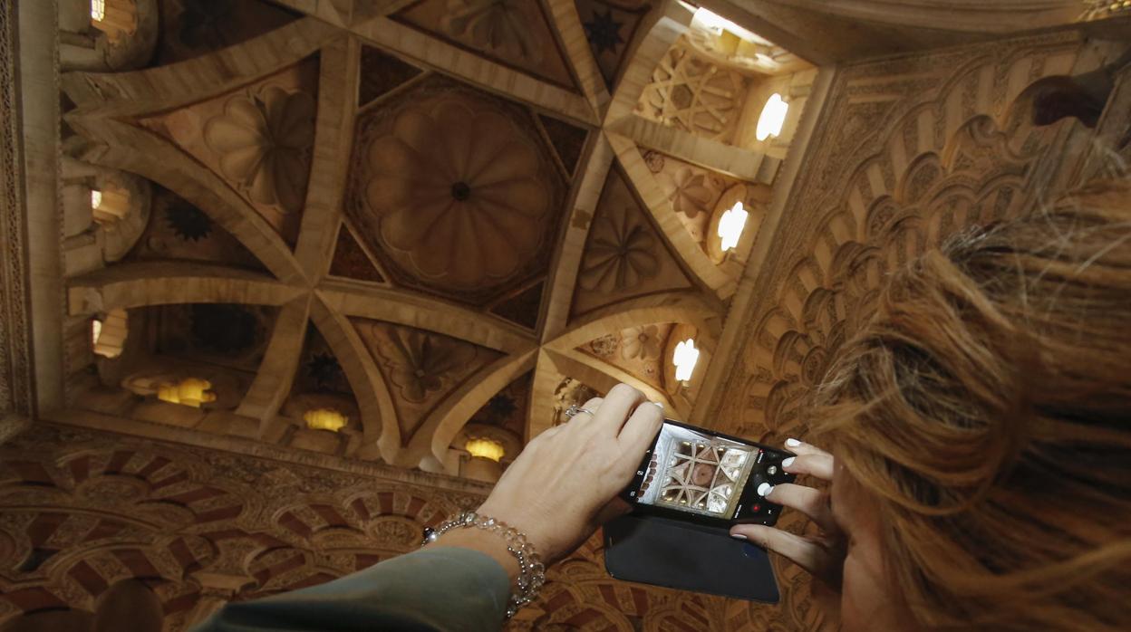 Una de las cúpulas laterales de la maqsura de la Mezquita-Catedral de Córdoba