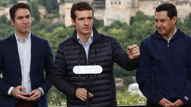 Casado: «El PSOE de Andalucía se envuelve en la bandera como burladero para evitar críticas justas»