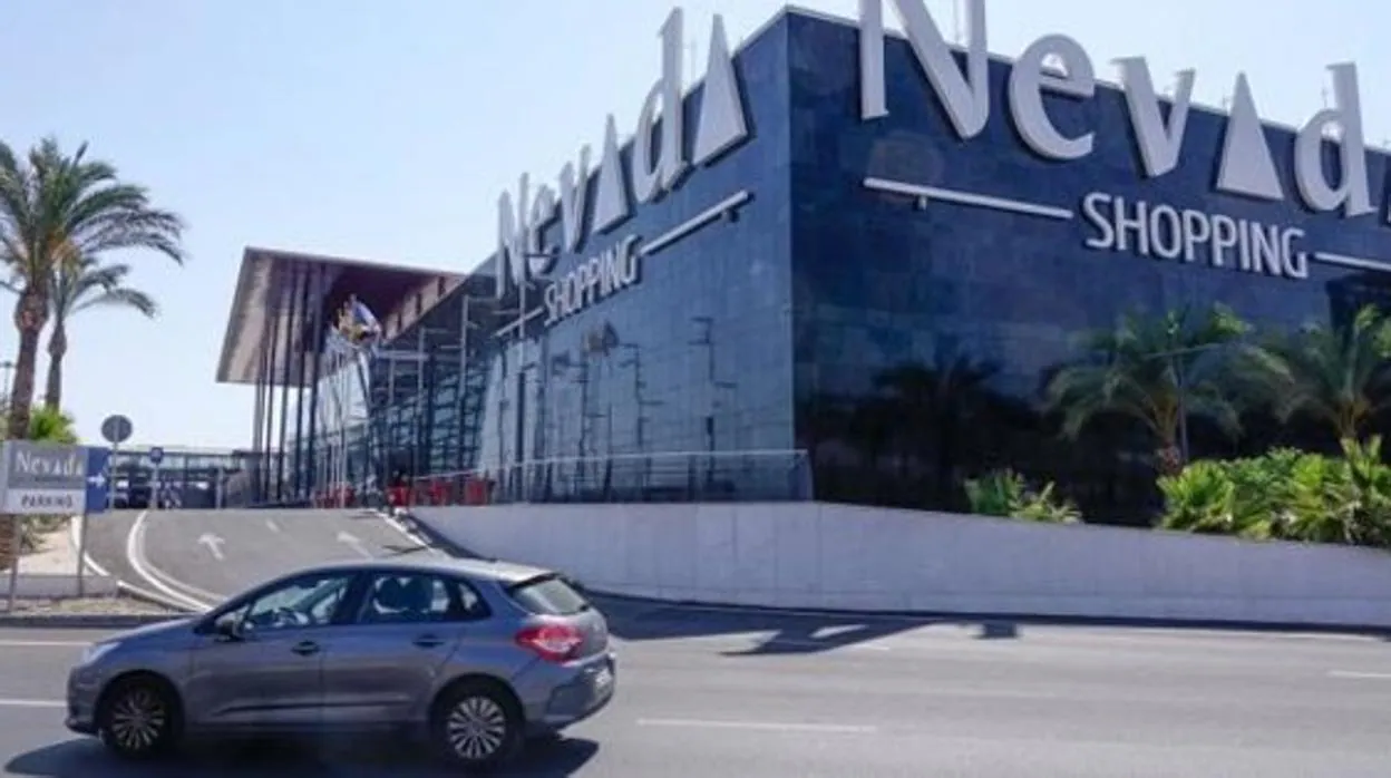 El Centro Comercial Nevada, ubicado en el municipio de Armilla, junto a Granada