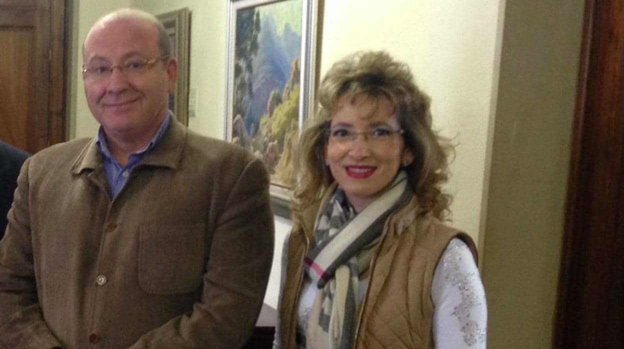 Javier Márquez, alcalde de Jaén, y Rosa Cárdenas, concejala de empleo