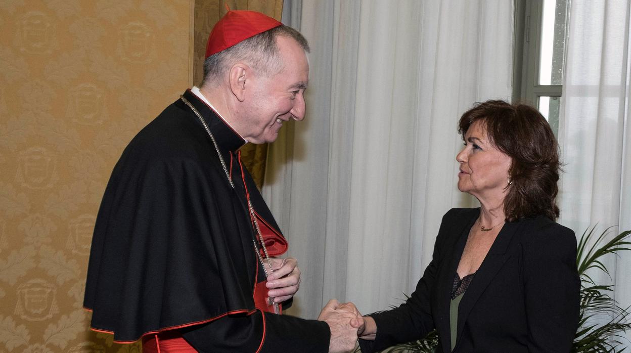 El secretario de Estado del Vaticano, Pietro Parolin, recibe a la vicepresidenta del Gobierno, Carmen Calvo