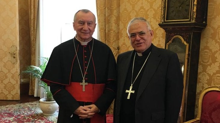 El obispo entrega al Vaticano los títulos de cesión de la Catedral de Córdoba de Fernando III