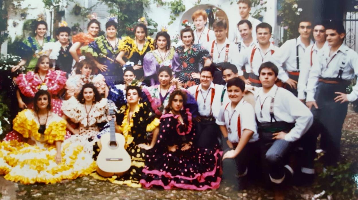 Coro de la hermandad de la Estrella a principios de la década de los 90