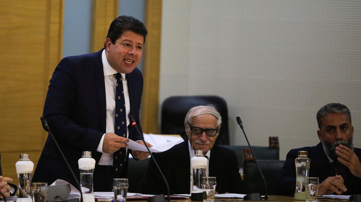 Fabian Picardo, junto a Jose Bossano, en el Parlamento