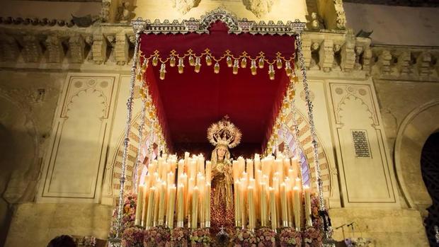 El Perdón de Córdoba estrenará la crestería lateral del palio de Rocío y lagrimas en la Semana Santa del 2019